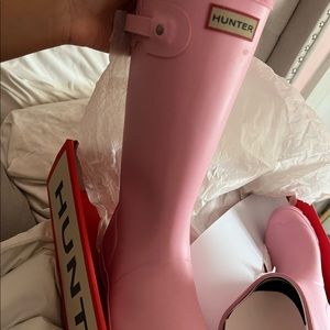pink hunter boots, size 5